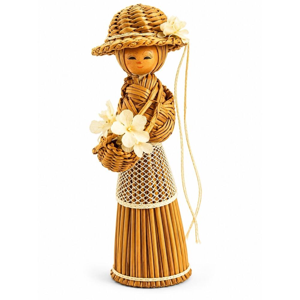 Vintage Handmade Straw Raffia Girl Figurine Basket Hat Folk Art Doll 5”